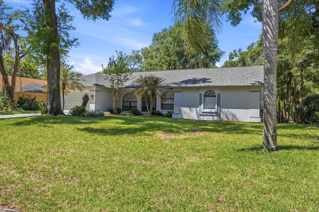 2800 HAMMOCK DRIVE