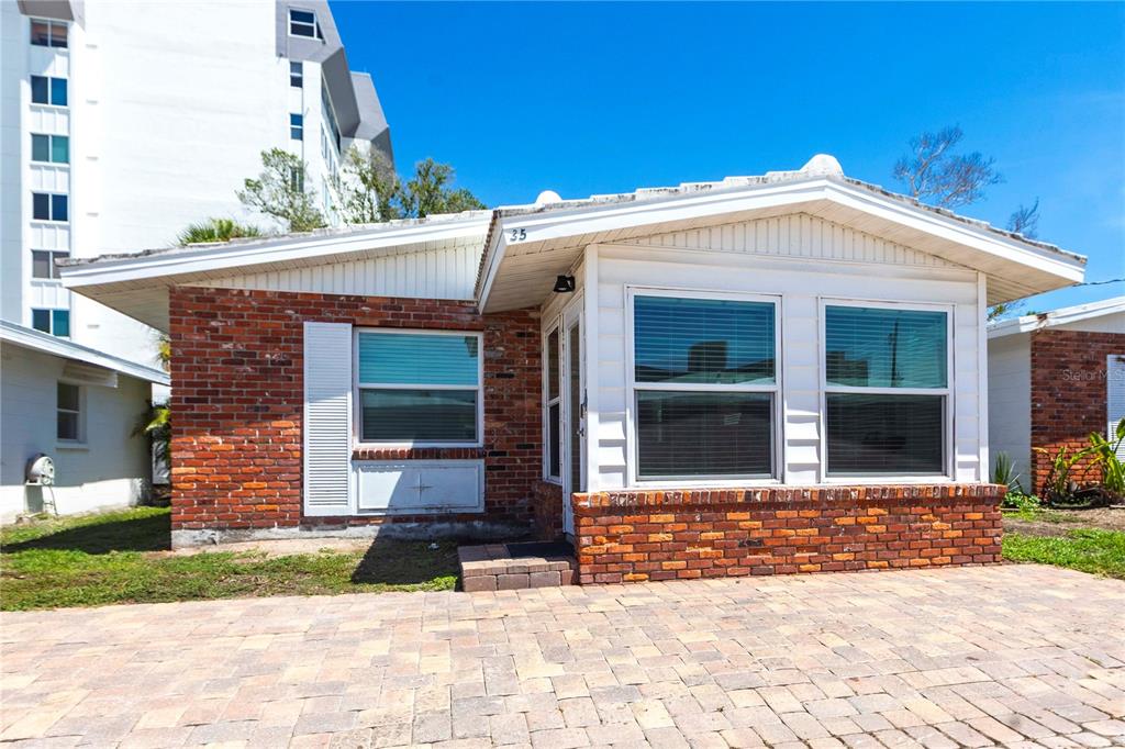 6020 MIDNIGHT PASS ROAD UNIT 35