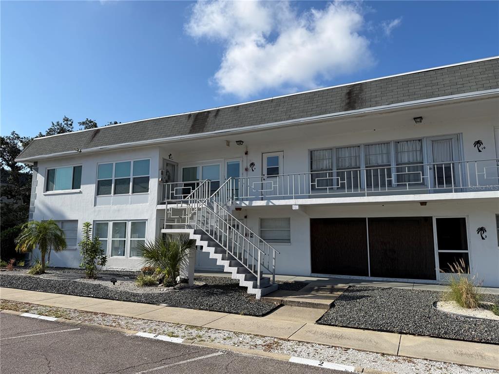 1221 DREW STREET UNIT D9