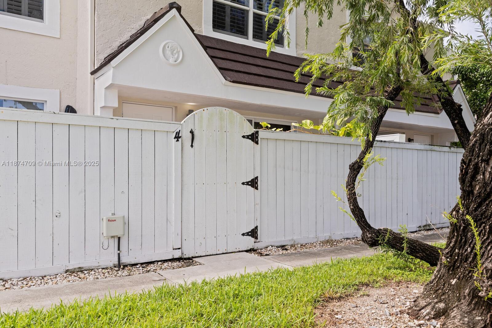 4550 SW 68th Ct Cir # 8, Miami FL 33155