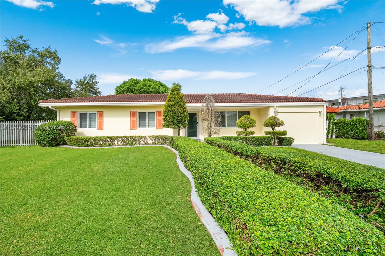124 SW 51st Pl, Miami FL 33134