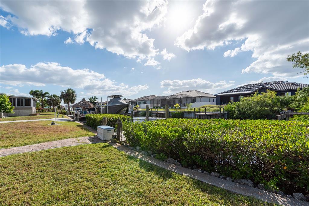 28 WINDMILL BOULEVARD, PUNTA GORDA, FL — photo 2 of 26