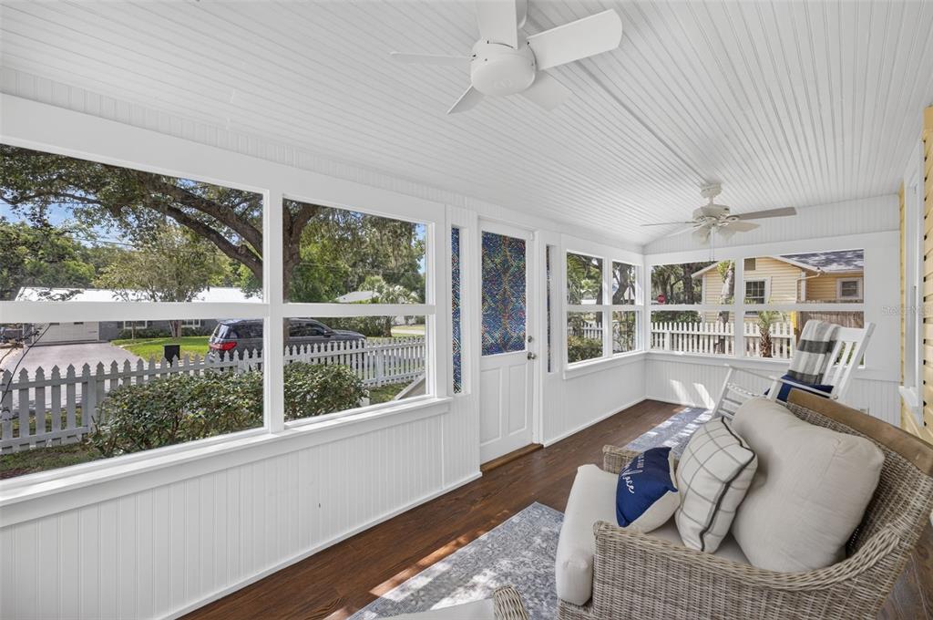 834 N ALEXANDER STREET, MOUNT DORA, FL — photo 3 of 23