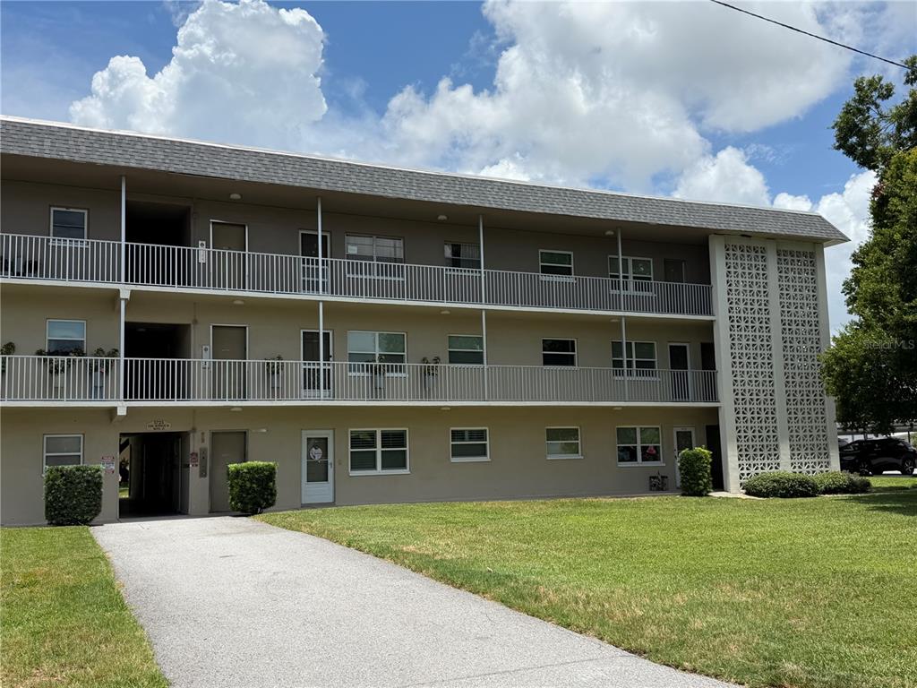 5725 12TH AVENUE N UNIT 306D