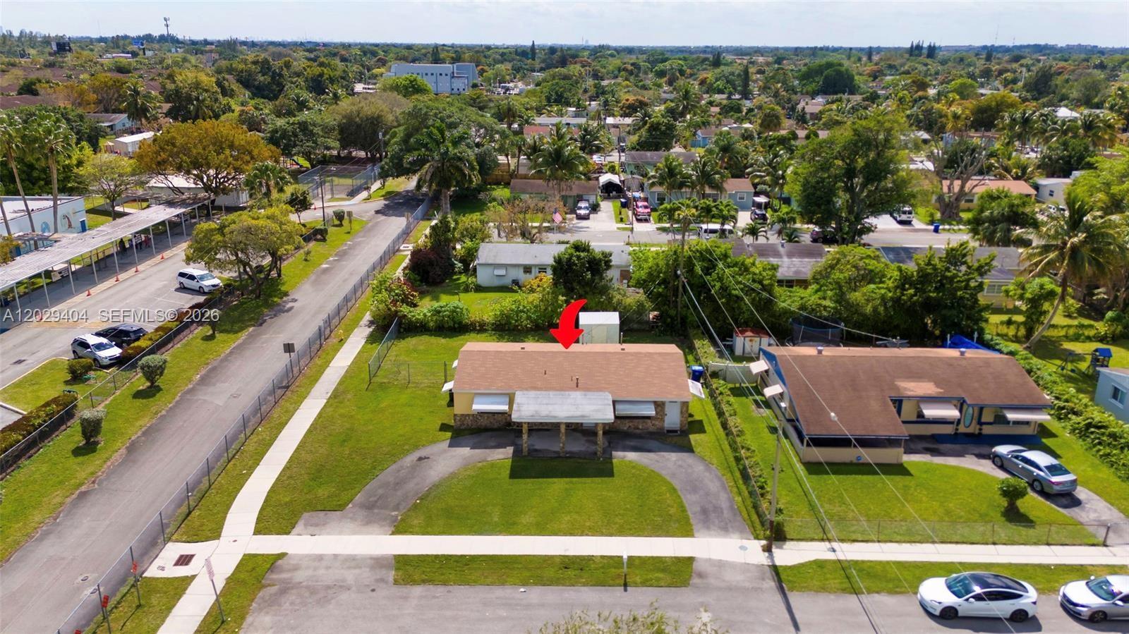 6200 SW 18th St, North Lauderdale FL 33068