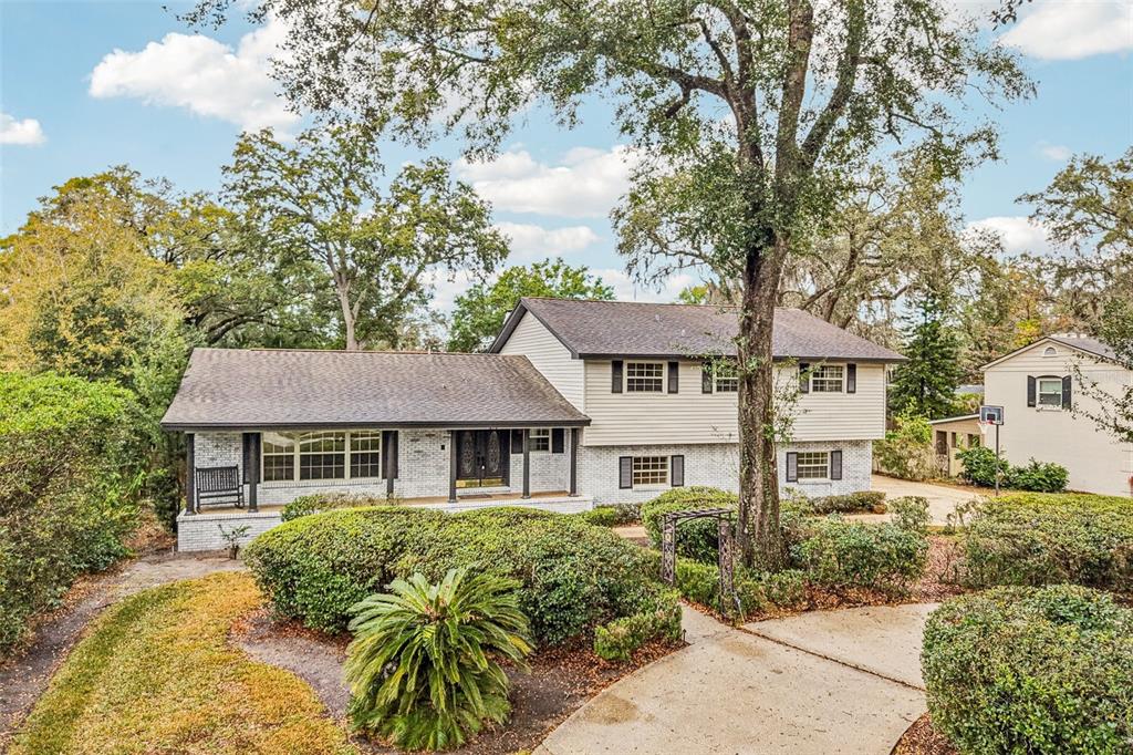 610 SPRING VALLEY ROAD