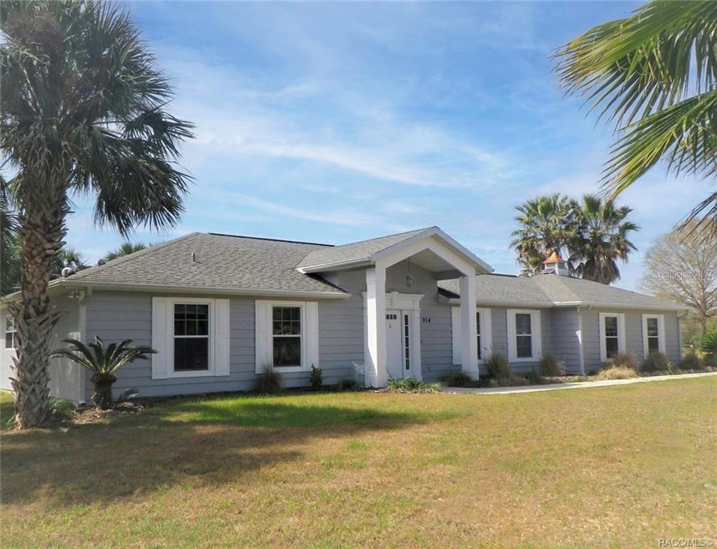 914 N COUNTRY CLUB DRIVE