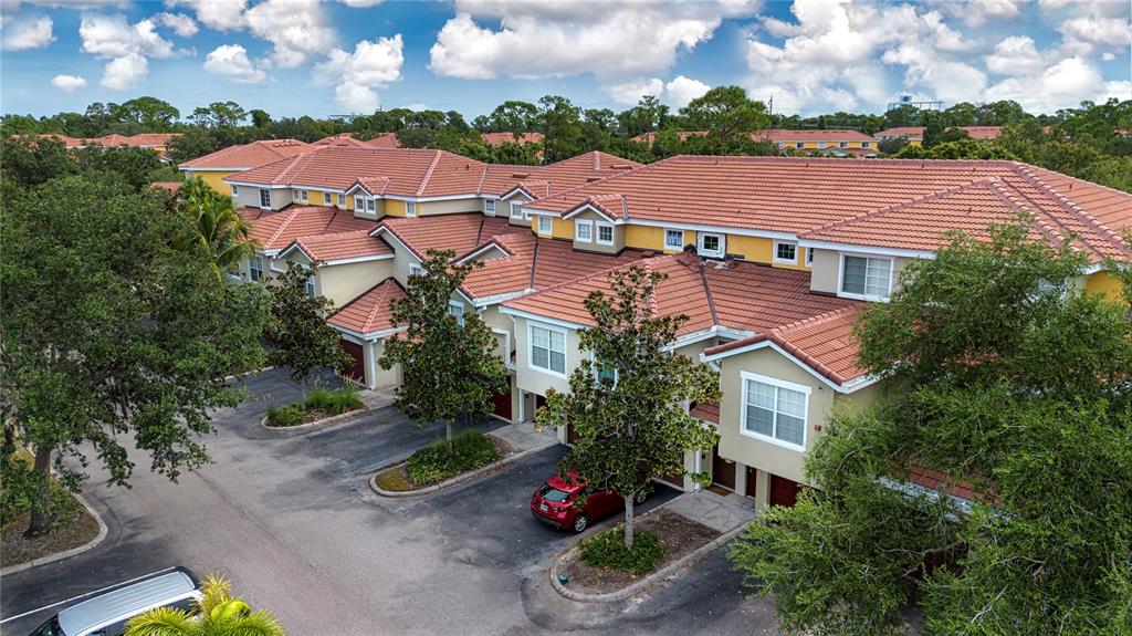 5721 BENTGRASS DRIVE UNIT 20-208