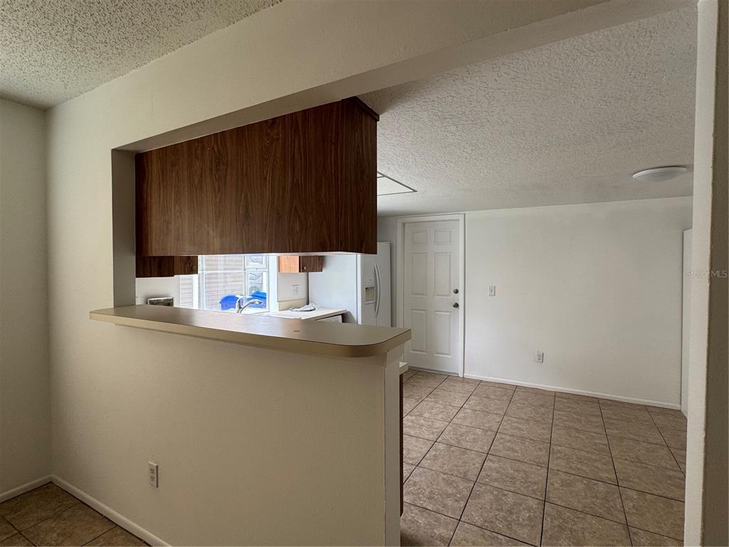 2352 PEBBLE BROOK ROAD, KISSIMMEE, FL — photo 4 of 19