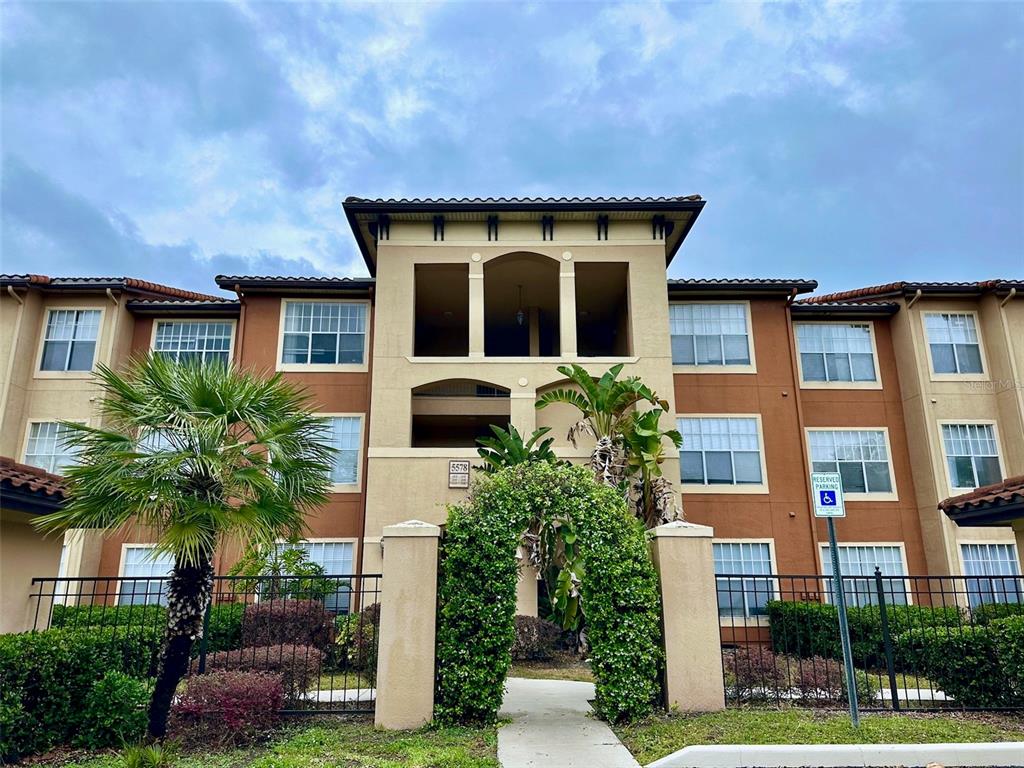 5578 METROWEST BOULEVARD UNIT 1-302