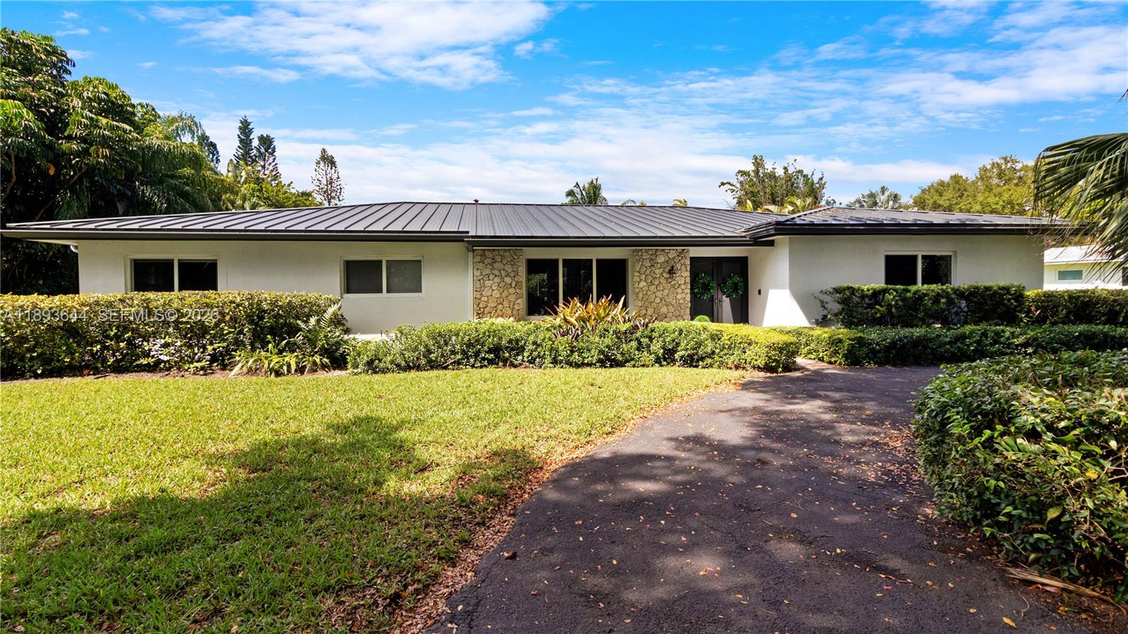14590 SW 81st Ave, Palmetto Bay FL 33158