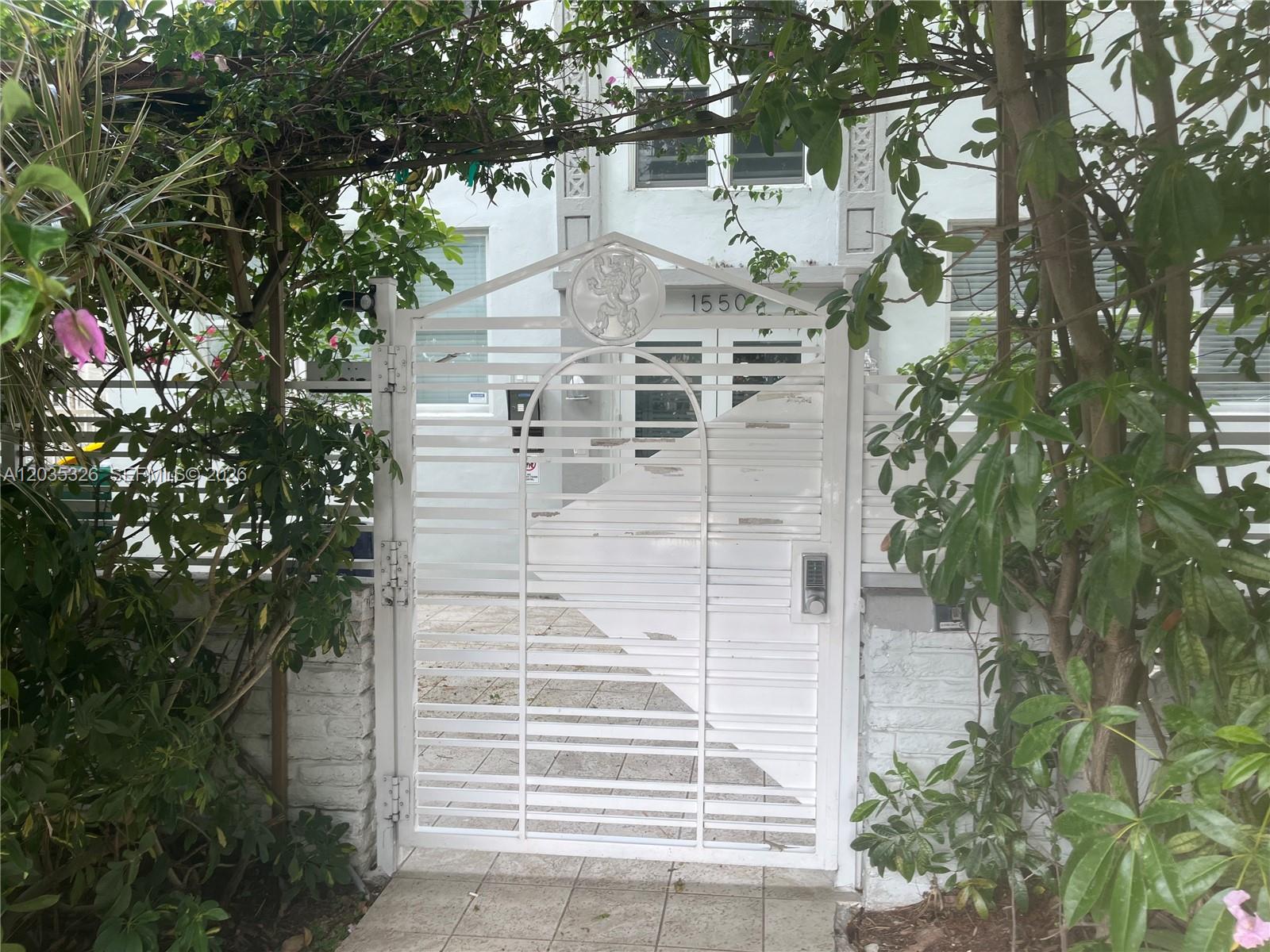 1550 Drexel Ave # 203, Miami Beach FL 33139