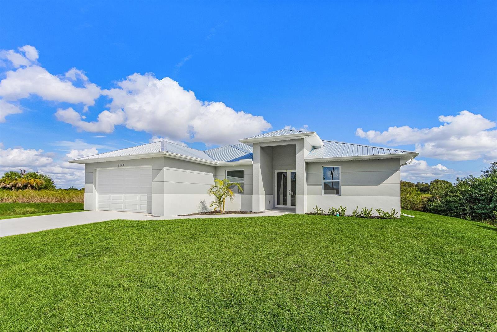 1207 Andover Drive, FL 33935