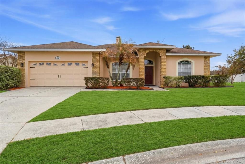 831 BRYSON LOOP