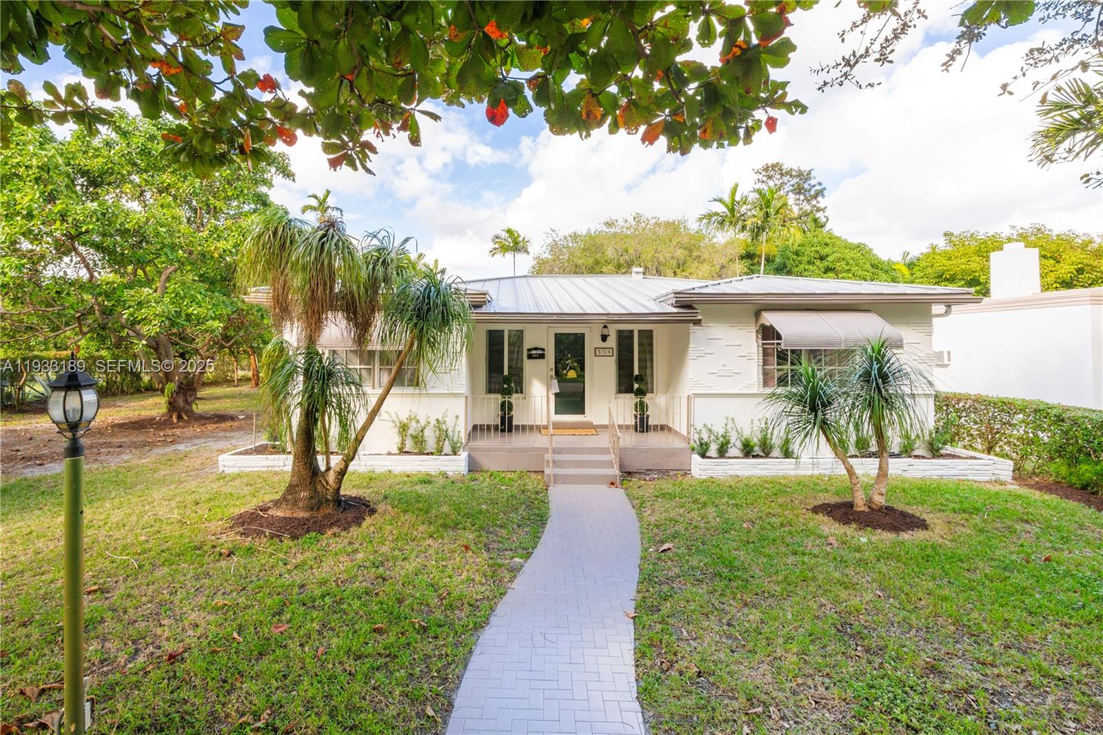 339 Falcon Ave, Miami Springs FL 33166