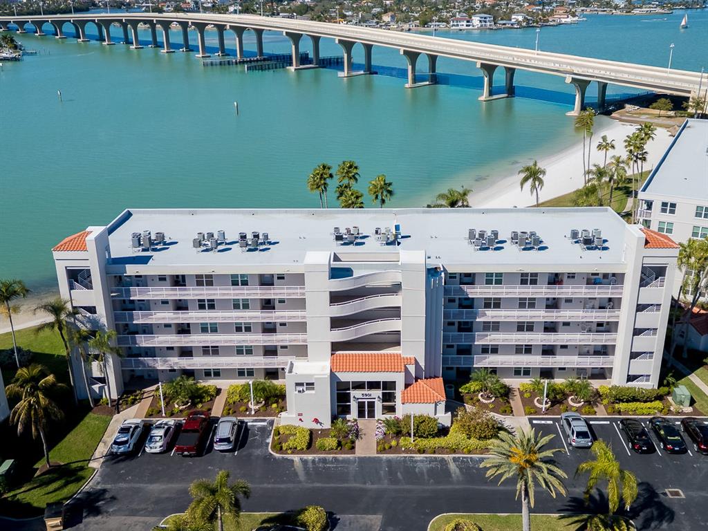 5901 BAHIA DEL MAR CIRCLE UNIT 521