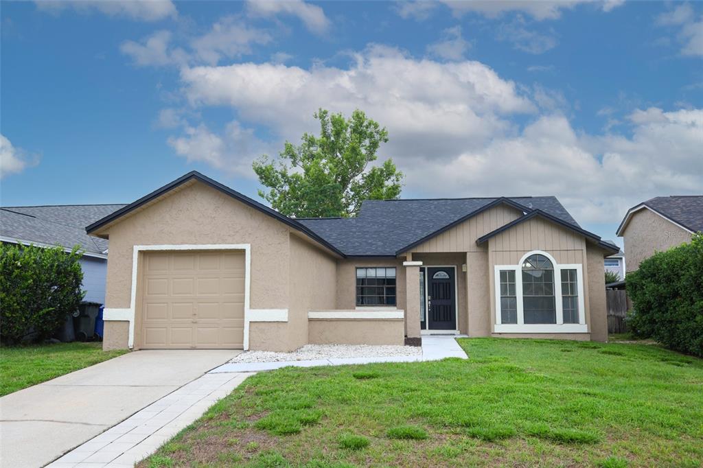 1016 GWYN CIRCLE
